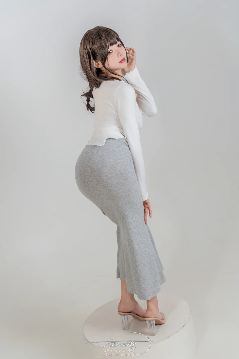 咬一口兔娘 - 24年06月 夹心饼干 [79P,1V-934MB] tg@simisebaisi 【丝足阁】009.webp